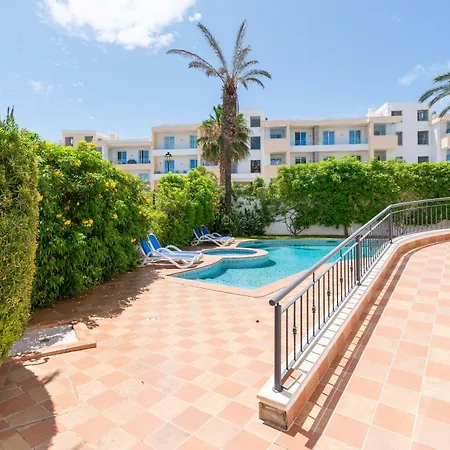 Ocean View 3 With Pool By Homing Apartman