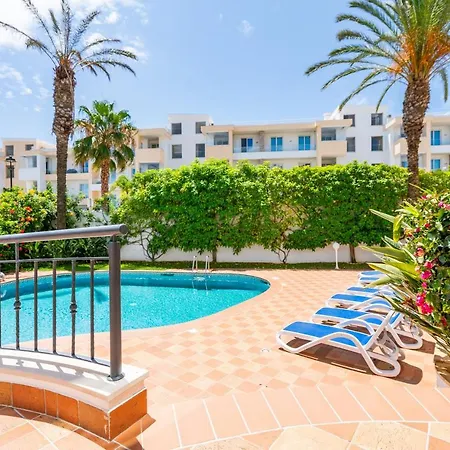 Ocean View 3 With Pool By Homing *