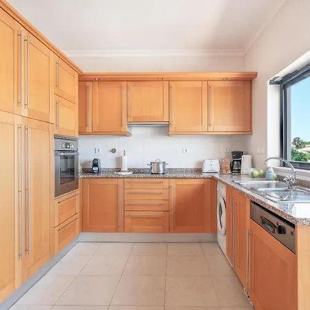 Ocean View 3 With Pool By Homing Lagos