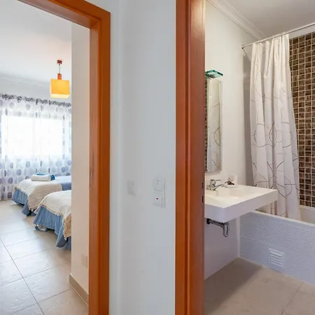 Apartment Ocean View 3 With Pool By Homing