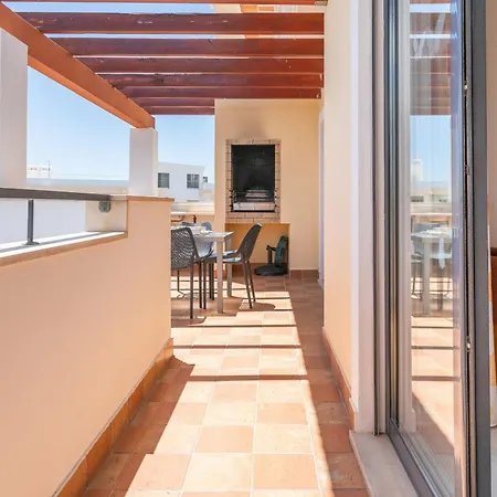 Appartement Ocean View 3 With Pool By Homing *